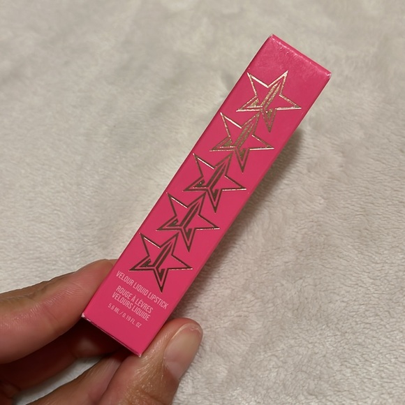 JEFFREE STAR Velour Liquid Lipstick in Drug Lord - Picture 5 of 6